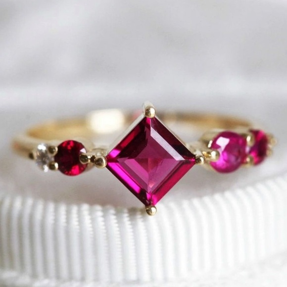 Dainty 18kt Gold Plated Geometric Ruby Topaz Ring size 5 - Picture 6 of 13